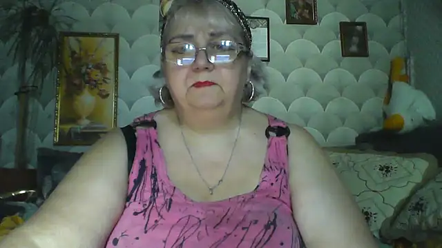 MarinaFarina53 online show from 07.12.26