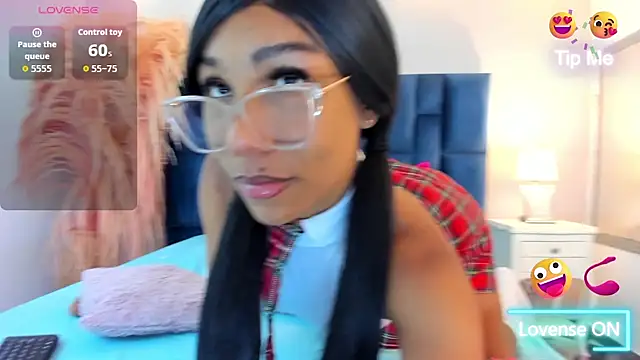 Erikaamore online show from 07.28.26