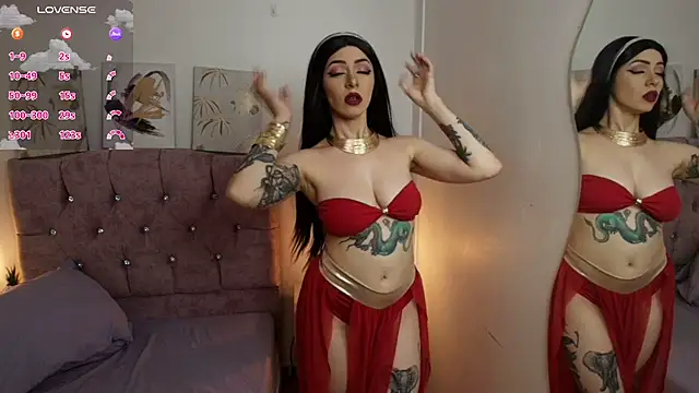 Cassie Cage online show from 07.10.26