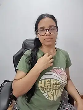 alanahot94 online show from 05.31.26