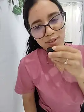 alanahot94 online show from 06.13.26