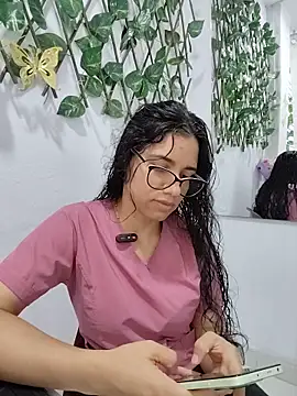 alanahot94 online show from 06.16.26