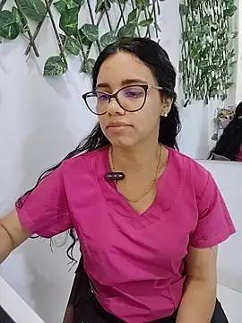 alanahot94 online show from 06.19.26