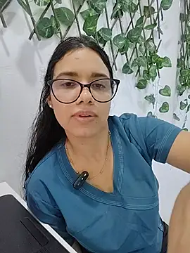 alanahot94 online show from 06.21.26
