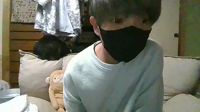 Snapshot of kazupan22 chatting on 05.23.26 kazupan22 online show from 05.23.26