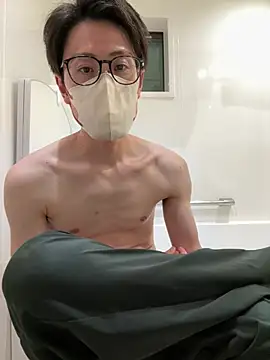 Snapshot of h_japmen chatting on 06.20.26 h japmen online show from 06.20.26