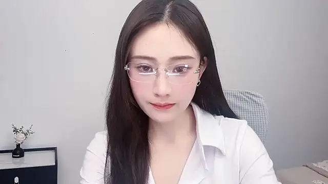  222Mia online show from 05.16.26