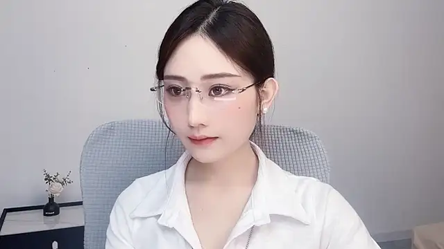  222Mia online show from 05.25.26