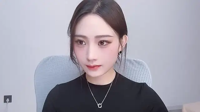  222Mia online show from 05.28.26