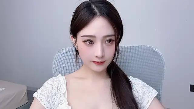  222Mia online show from 06.05.26