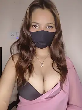 CUTE-AALIYA   online show from 07.29.26