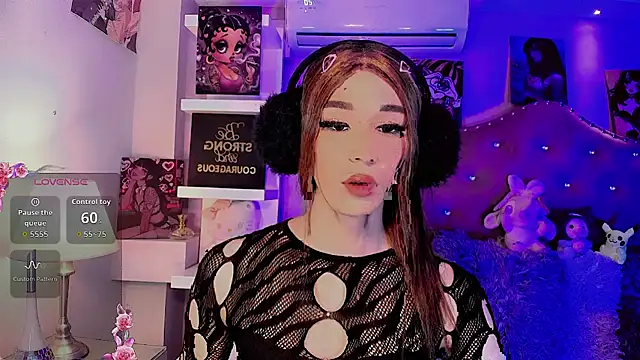 Snapshot of Megaan_Dolll chatting on 05.19.26 Megaan Dolll online show from 05.19.26