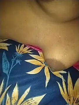 Snapshot of deshi_bhabi_sona chatting on 05.21.26 deshi bhabi sona online show from 05.21.26