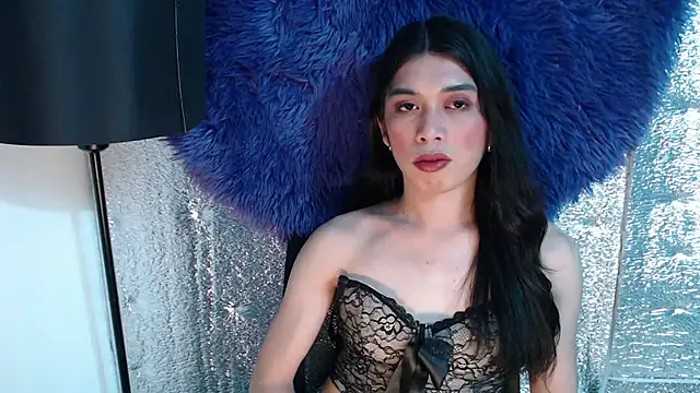 RoseAmarie online show from 05.12.26