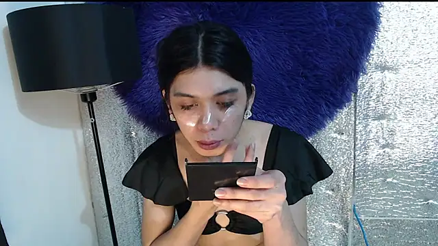 RoseAmarie online show from 05.17.26