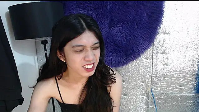 RoseAmarie online show from 05.18.26