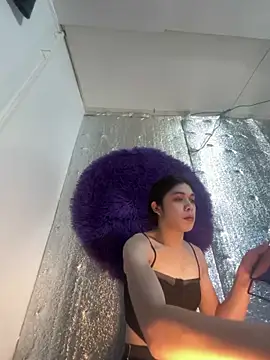 RoseAmarie online show from 05.20.26