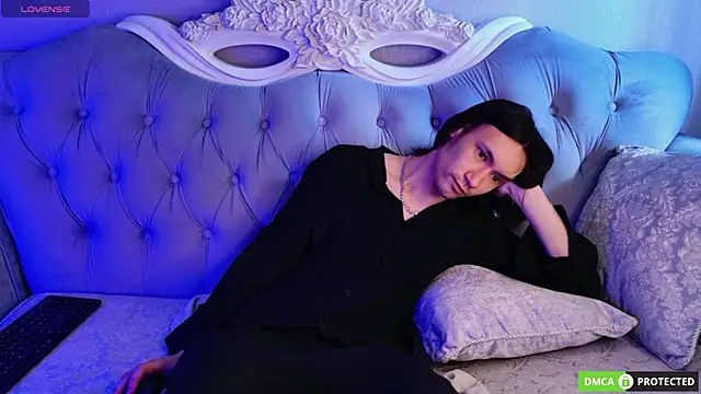 CalvinChapman online show from 06.03.26