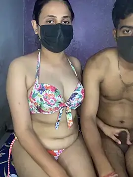 Snapshot of NRI_brutal_couple chatting on 07.23.26 NRI brutal couple online show from 07.23.26