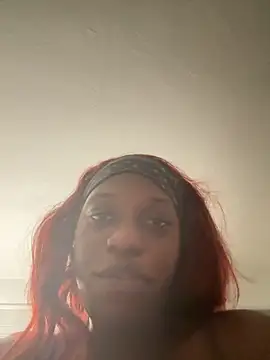 Snapshot of BlaqueBarbee chatting on 05.21.26 BlaqueBarbee online show from 05.21.26