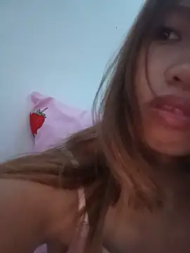 Snapshot of sweetpinayxxx chatting on 06.25.26 sweetpinayxxx online show from 06.25.26