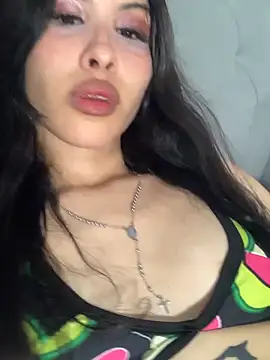 Snapshot of Nayla_19 chatting on 05.30.26 Nayla 19 online show from 05.30.26
