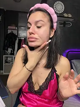 SelenaRhoades online show from 05.21.26
