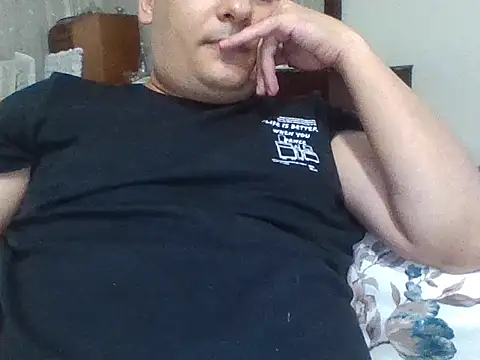Snapshot of HaleMert chatting on 07.27.26 HaleMert online show from 07.27.26