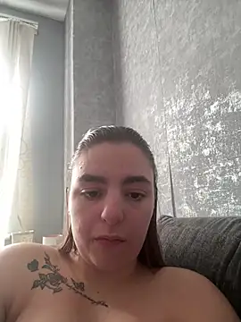 Snapshot of LexiXXoo chatting on 05.14.26 LexiXXoo online show from 05.14.26