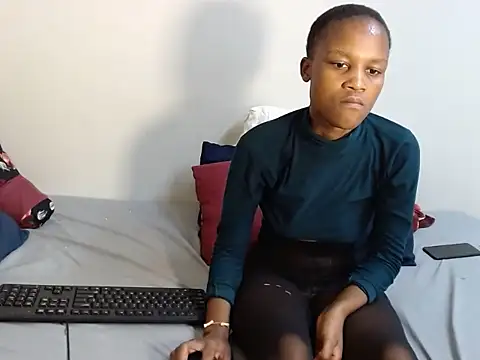 Snapshot of CandieCrushZA chatting on 05.17.26 CandieCrushZA online show from 05.17.26