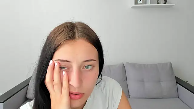 Tracey Gill online show from 06.28.26
