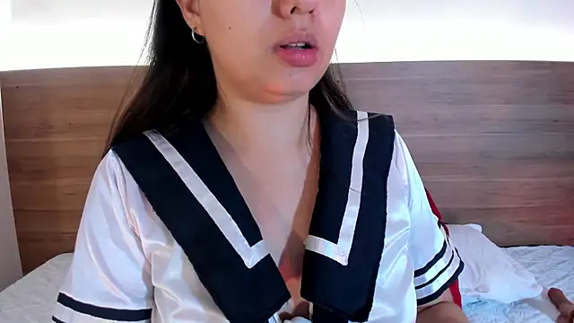 thamiina   online show from 07.17.26