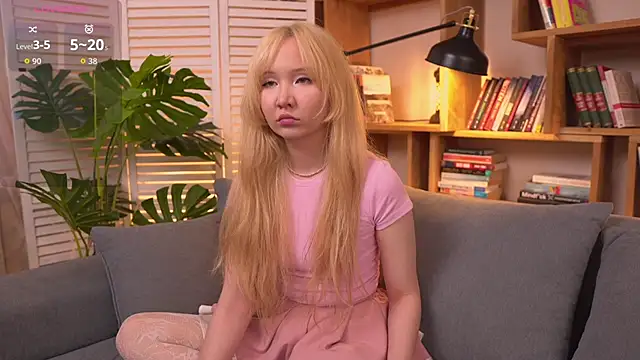 Miku Takashima online show from 05.20.26