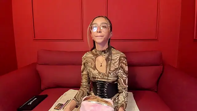 HannaCarttier  online show from 05.27.26