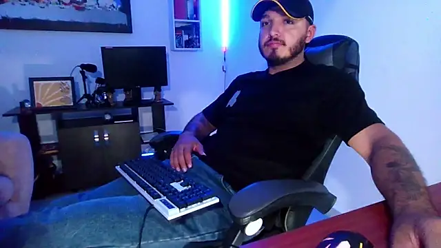 Snapshot of Thiago_420 chatting on 05.16.26 Thiago 420 online show from 05.16.26