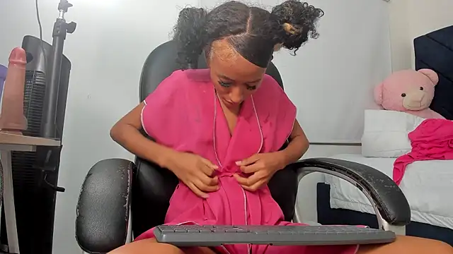 vicky castillo online show from 07.26.26