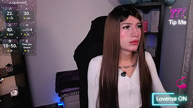 Snapshot of Aria_Bugatti chatting on 05.28.26 Aria Bugatti online show from 05.28.26