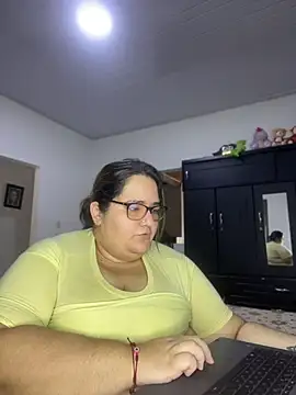 Snapshot of marianacooper1234 chatting on 07.22.26 marianacooper1234 online show from 07.22.26