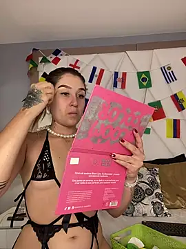 IsabelleMilan online show from 06.26.26
