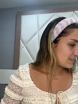 IsabelleMilan online show from 07.16.26