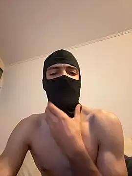 Snapshot of Z-man- chatting on 05.12.26 Z-man- online show from 05.12.26