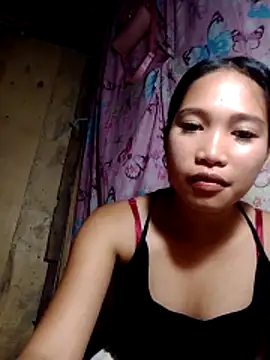 Snapshot of hottie_zaira chatting on 05.13.26 hottie zaira online show from 05.13.26