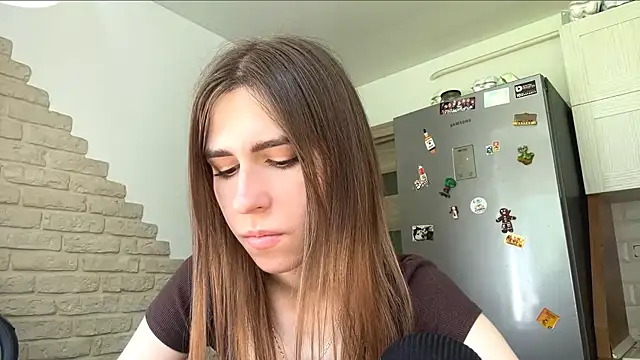 ZaraGuyette online show from 05.16.26