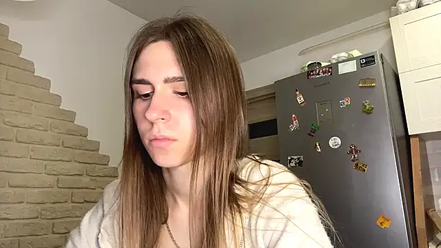 ZaraGuyette online show from 05.18.26
