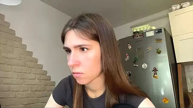 ZaraGuyette online show from 05.24.26