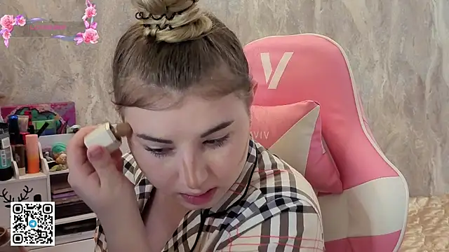 softiekitty online show from 07.03.26