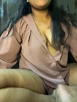 Snapshot of shivani099 chatting on 05.23.26 shivani099 online show from 05.23.26