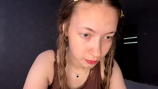Emily Mur  online show from 07.17.26