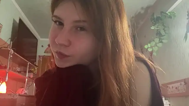 Snapshot of EmmaLovelyBB chatting on 05.14.26 EmmaLovelyBB online show from 05.14.26