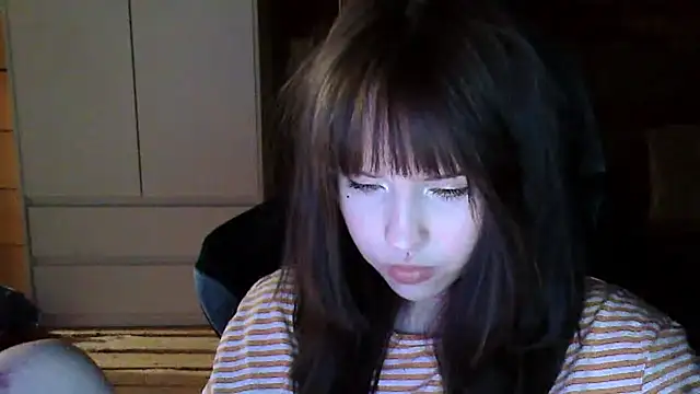 Snapshot of NoirEva chatting on 05.21.26 NoirEva online show from 05.21.26